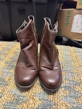 Naturalizer Brown Ankle Boots 8W